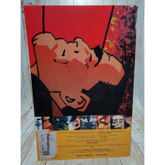 Batman: The Dark Knight Strikes Again Graphic Novel Comic Book Frank Miller - Picture 2 of 2